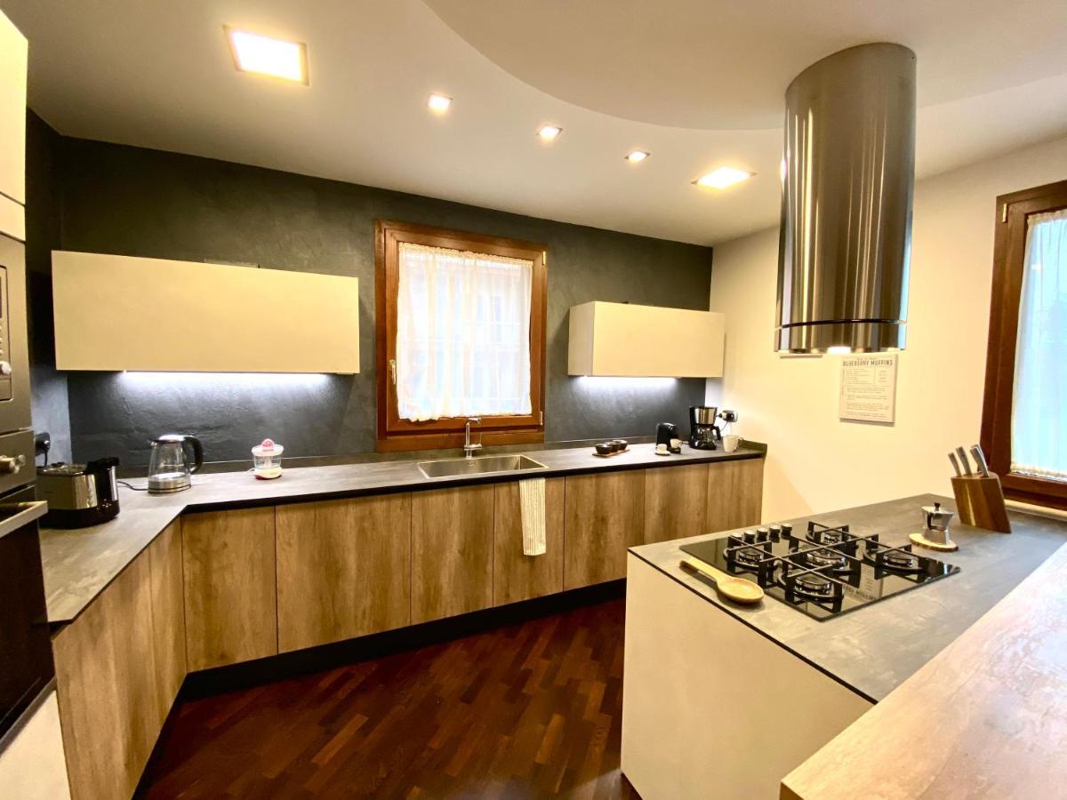 شقة Wood Luxury House بيسكارا المظهر الخارجي الصورة