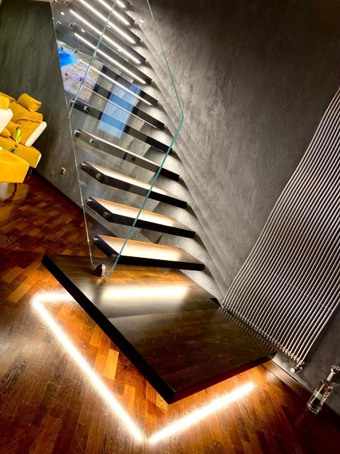 شقة Wood Luxury House بيسكارا المظهر الخارجي الصورة